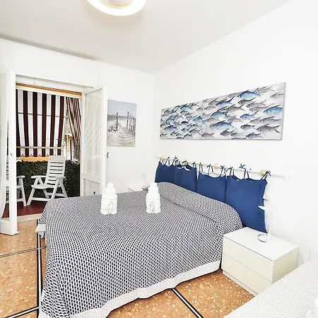 Apartament Liguria Maria Jose *