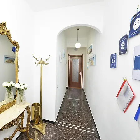 Liguria Maria Jose 라팔로